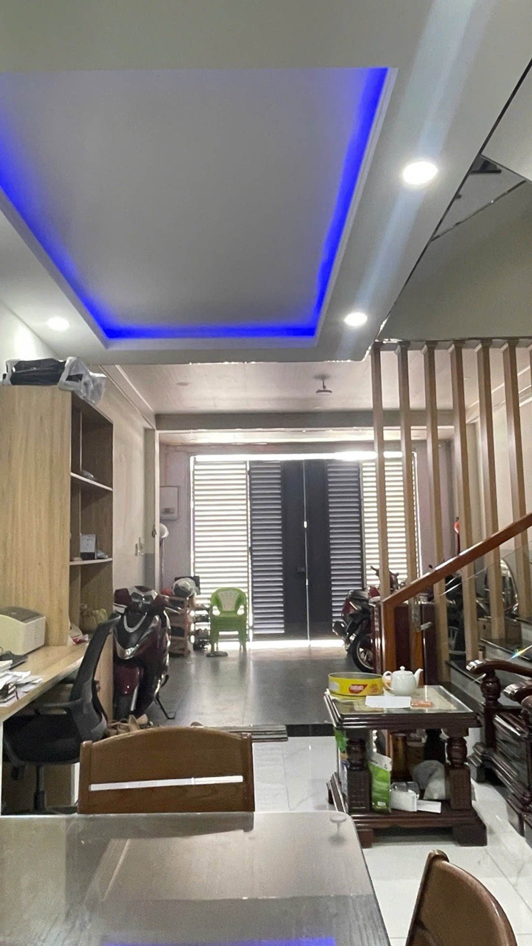 Bán nhà mặt phố 4 tầng tại phường Thủ Đức, mặt tiền 4.5m, giá 10.5 tỷ