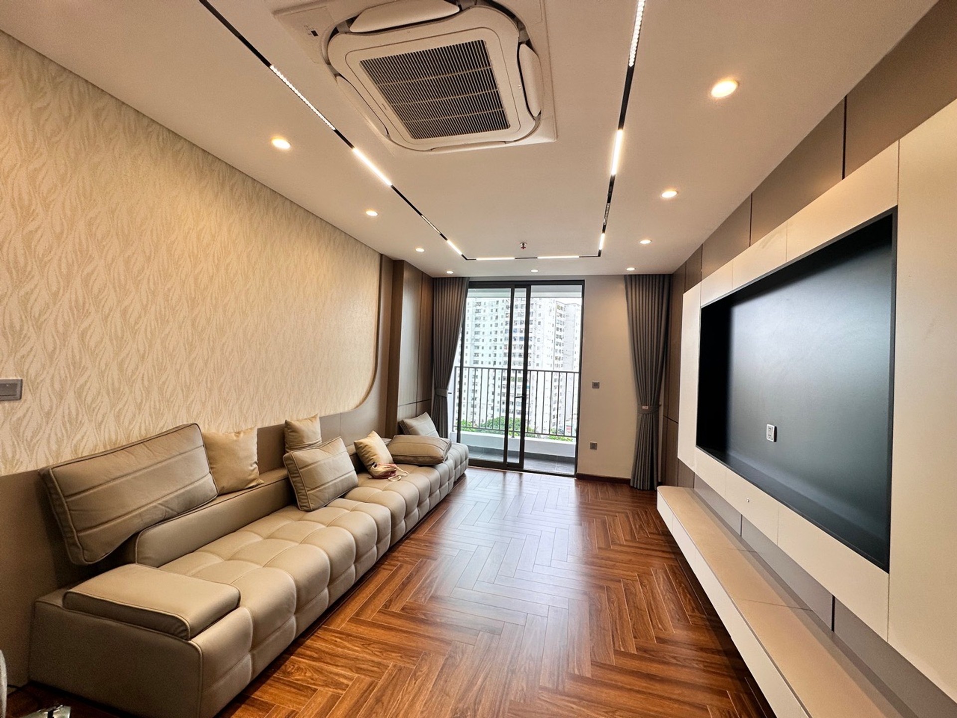 Căn hộ cao cấp 3PN view công viên tại Ngọc Thụy, Khai Sơn