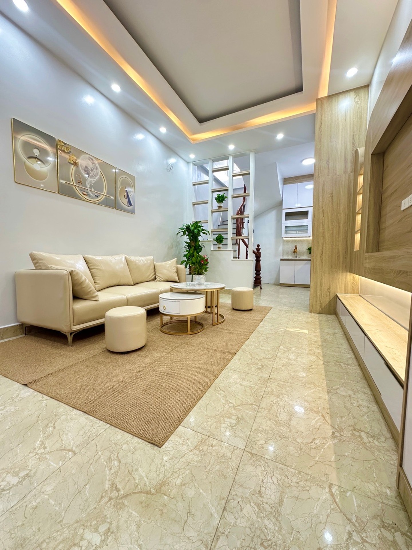 Bán nhà 5 tầng tại Mai Động Hoàng Mai, diện tích 31m2, giá 7.9 tỷ