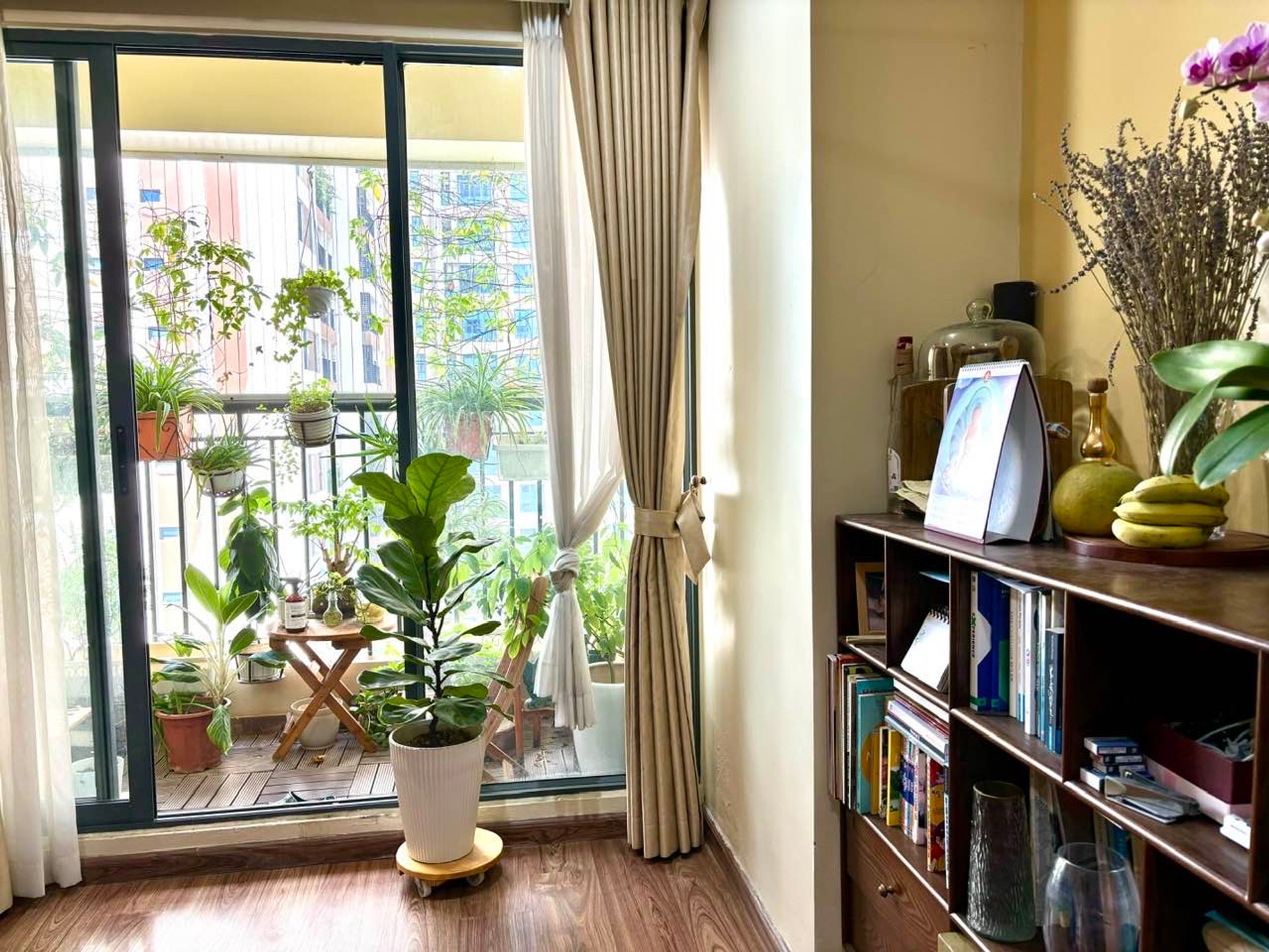 Cần bán căn hộ 2 phòng ngủ full nội thất đẹp chung cư Ecolife - Tây Hồ Tây 88m giá 9,5 tỷ
