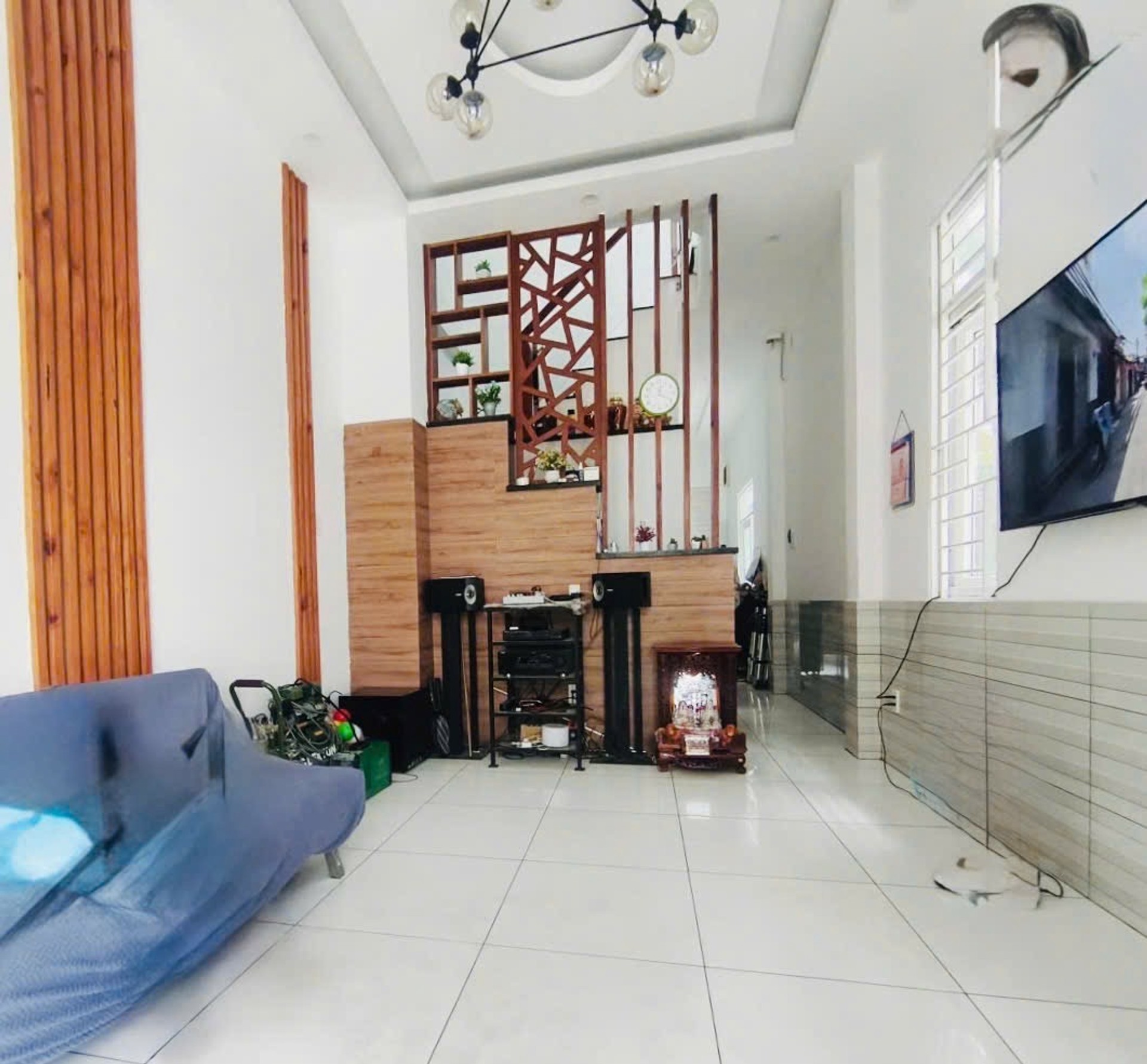Bán nhà riêng 3 tầng 52,5m2 tại Mễ Cốc, pháp lý đầy đủ, giá 6,1 tỷ đồng
