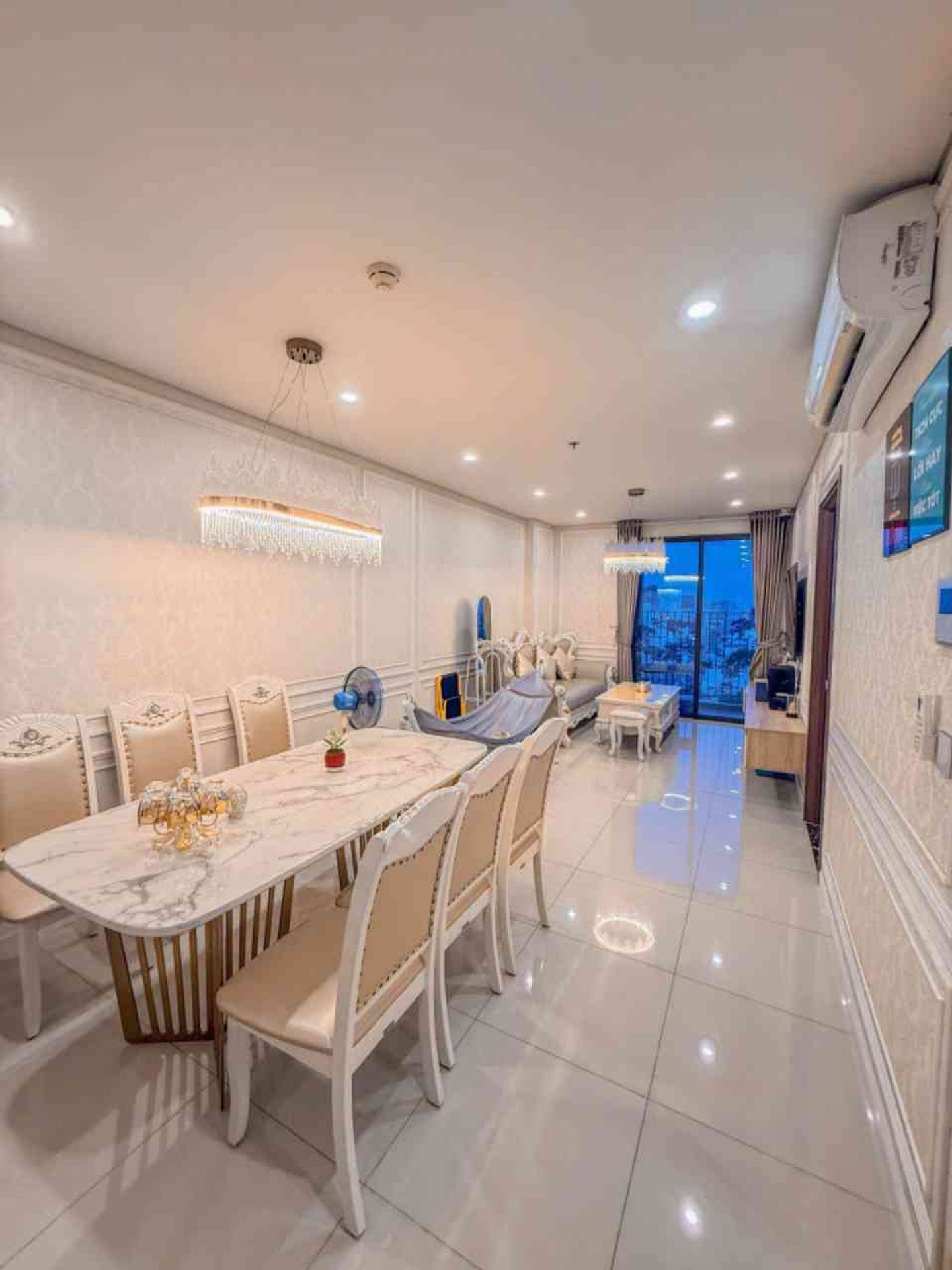 Căn hộ cao cấp Hado Centrosa - View cực đỉnh, nội thất sang trọng