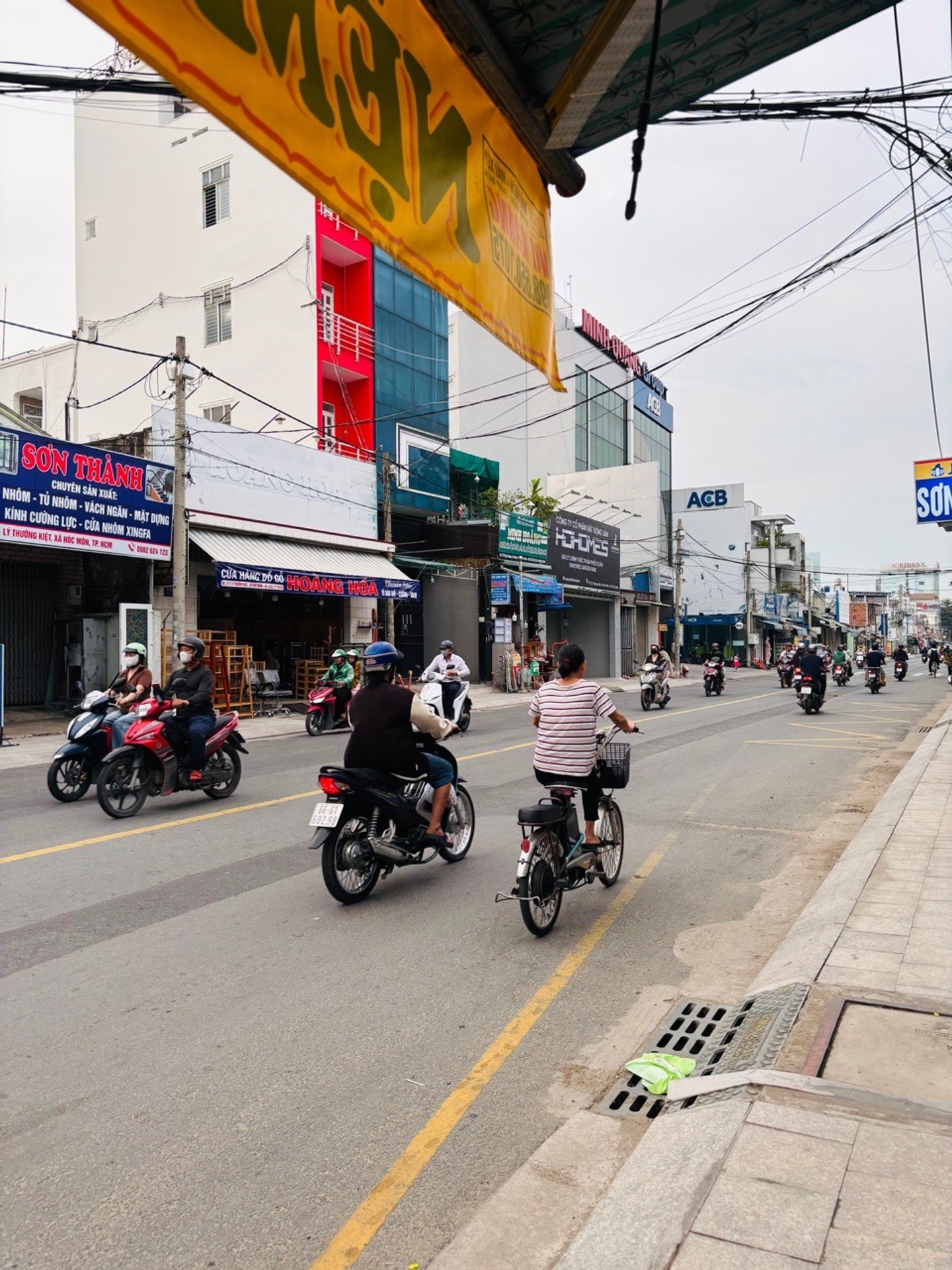TIỀN KINH DOANH SIÊU ĐỈNH- 2 MẶT TIỀN- ĐƯỜNG RỘNG 40M- LỀ 5M -SẴN DÒNG TIỀN CHO THUÊ- TRƯỜNG CHINH-