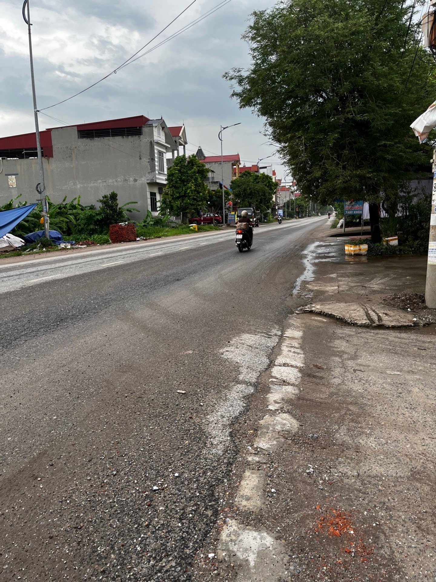 BÁN GẤP LÔ ĐẤT ĐỊNH CƯƠNG, GIA BÌNH – CHỈ 2 TỶ (Ô TÔ 7 CHỖ VÀO TẬN NHÀ) Diện tích: 121m² | Mặt tiền