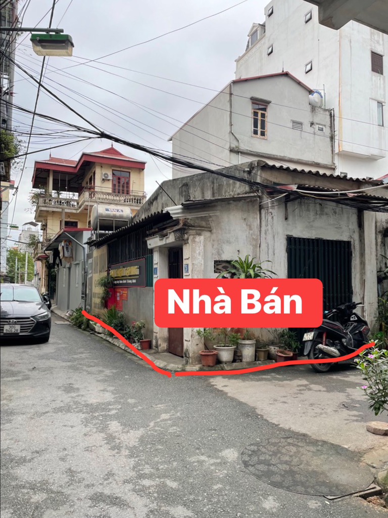 Nhà riêng lô góc hiếm có ô tô vào, gần phố Trâu Quỳ, giá tốt đầu tư sinh lời