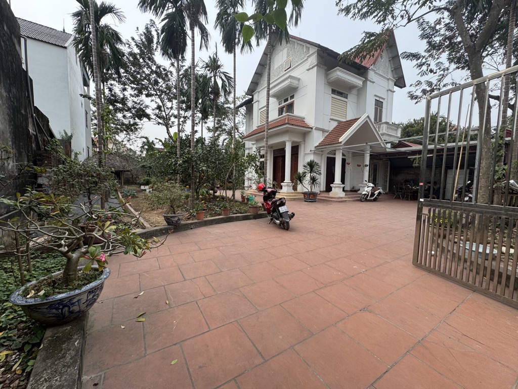 Bán biệt thự 3 tầng 5 phòng ngủ tại Sơn Du, Phúc Thịnh, Hà Nội