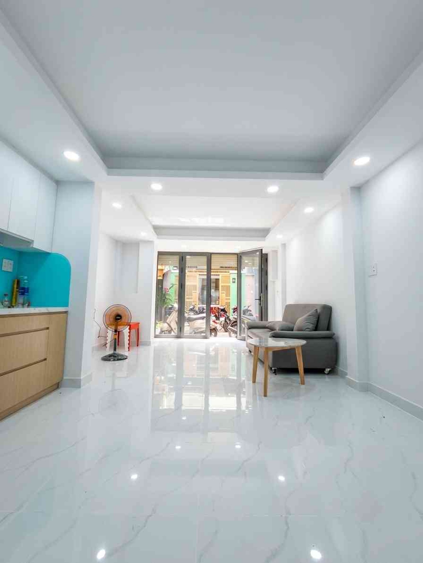 Nhà đẹp Quận 10 hẻm xe hơi, 3 phòng ngủ, 4 tầng tiện nghi