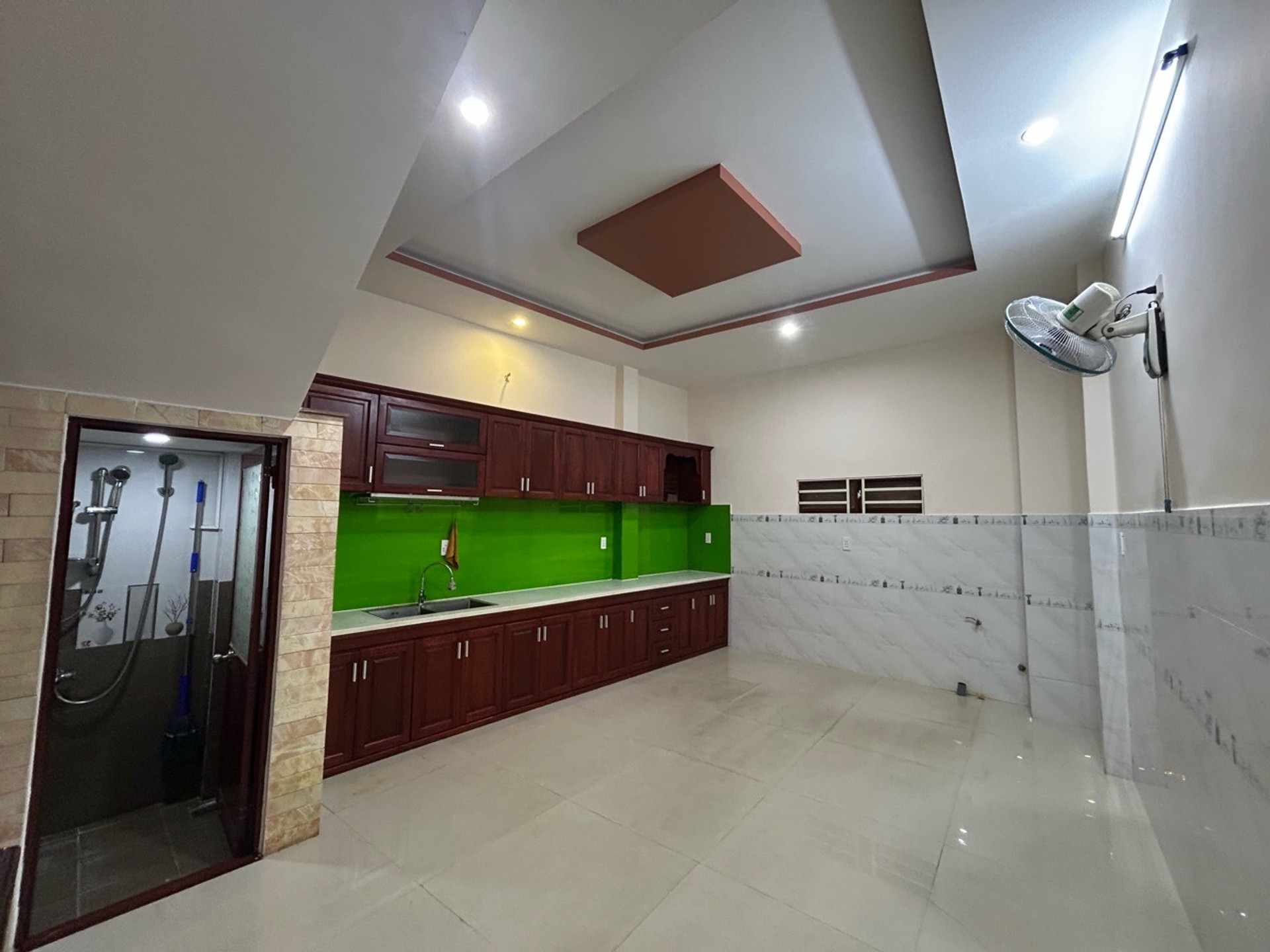 BÁN NHÀ MẶT TIỀN NGUYỄN CÔNG HOAN - KINH DOANH ĐỈNH CAO - GẦN BẾN XE ĐÀ NẴNG