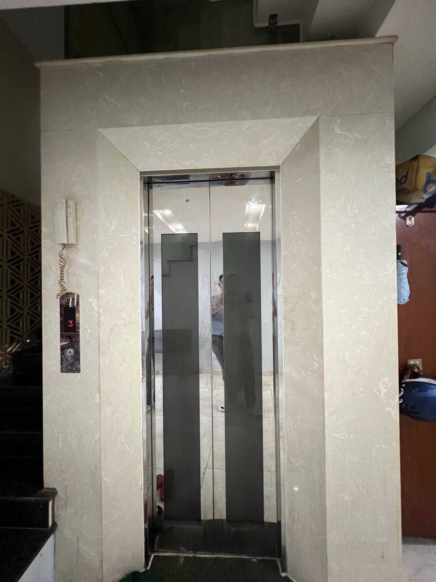 Nhà Phan Xích Long 5 Tầng, 10PN, Giá Ưu Đãi