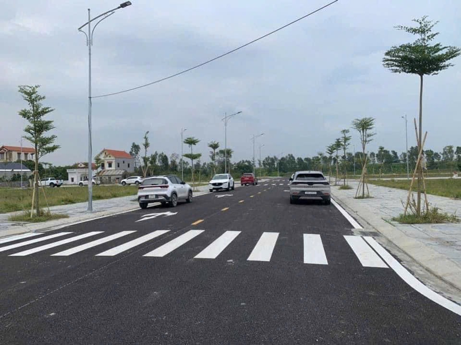 🔥 Vị trí nô đất vô cùng đẹp
Ô TÔ TRÁNH – ĐƯỜNG 10M Vào Tận Cửa – GẦN CHỢ, GẦN KCN 🔥