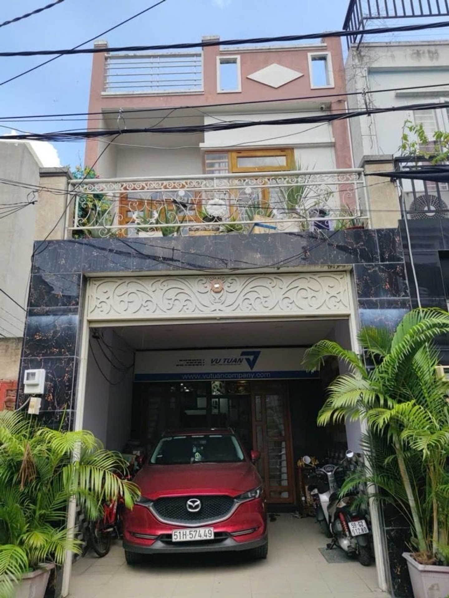Nhà 2 tầng ô tô trong nhà quận 12, 70m2 giá 5.9 tỷ