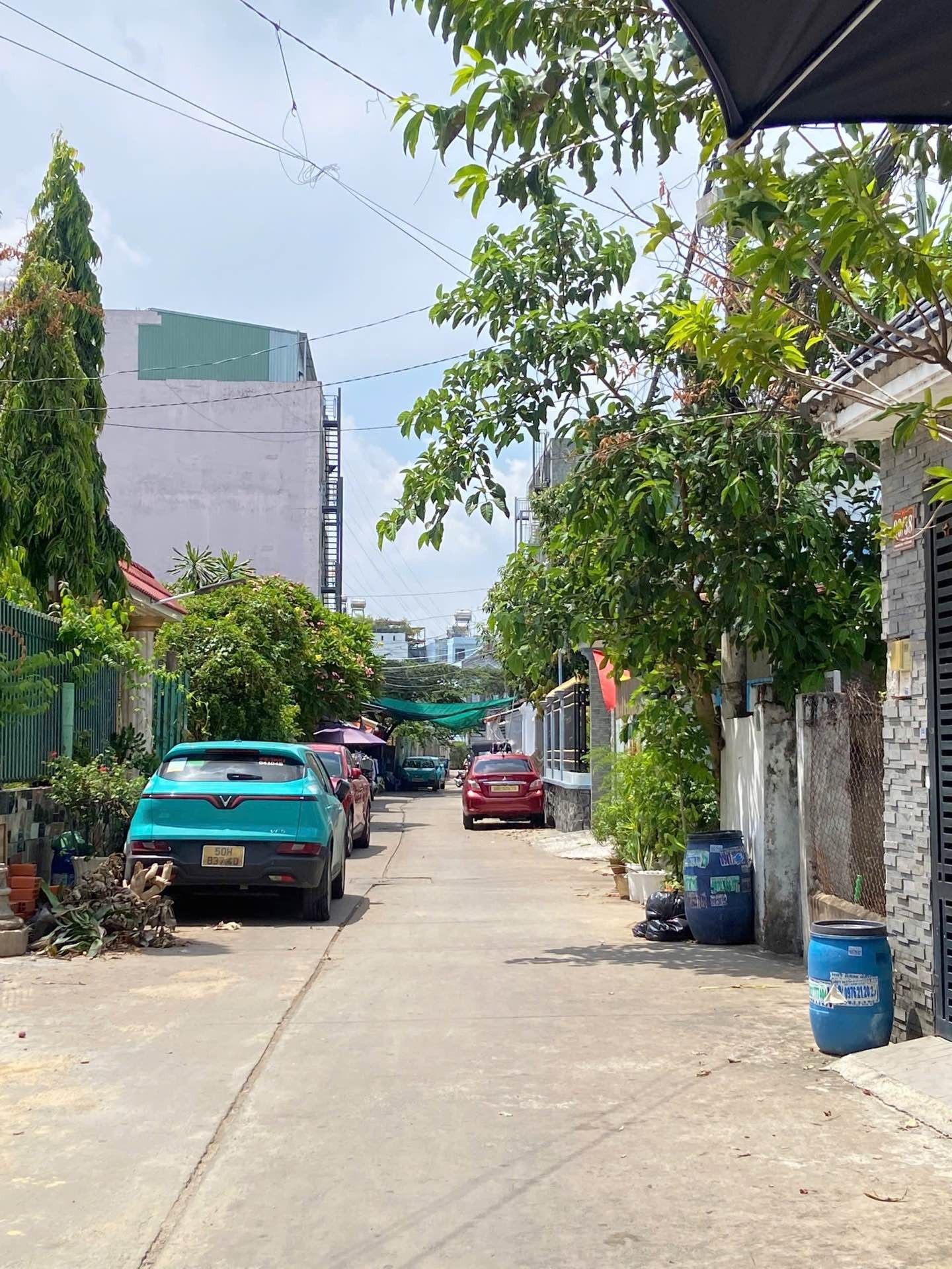 Bán Nhà Phạm Đăng Giảng - Lê Trọng Tấn - Hẻm xe tải thông - Gần 100m2. - 5.8tỉ nhỉnh.