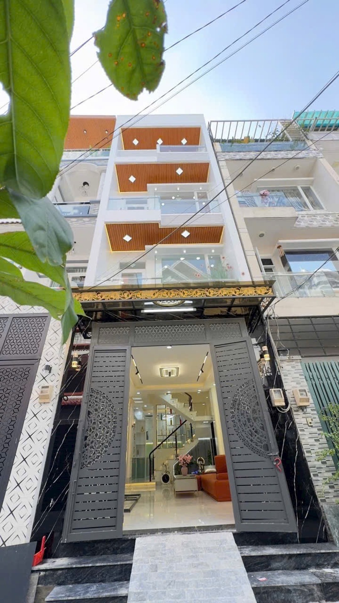 Cơ hội hiếm có sở hữu nhà mặt tiền hẻm xe hơi tại Nhà Bè