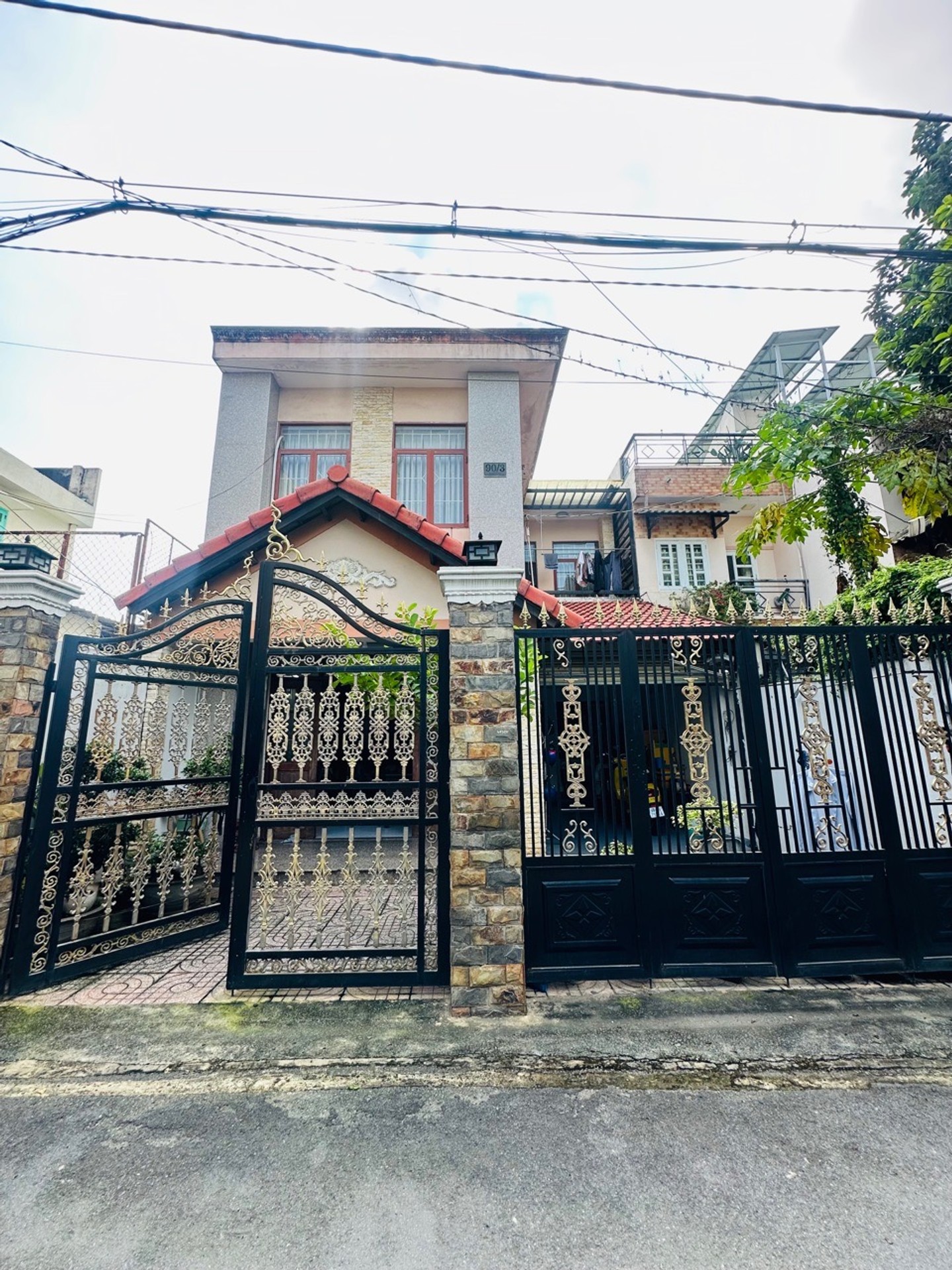 Mua Bán nhà Phường Trường Thọ, TP. Thủ Đức, vị trí sau căn mặt tiền đường xe 16 chỗ, 2 tầng