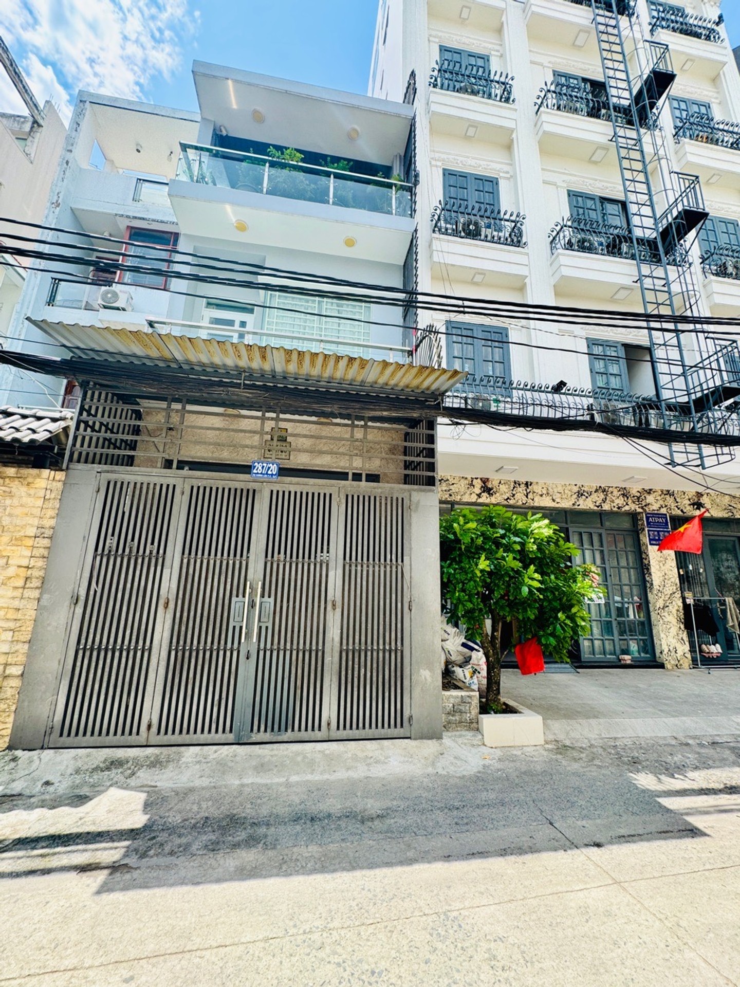 Bán nhà riêng 4 tầng 5 phòng ngủ tại Âu Dương Lân giá 13,2 tỷ