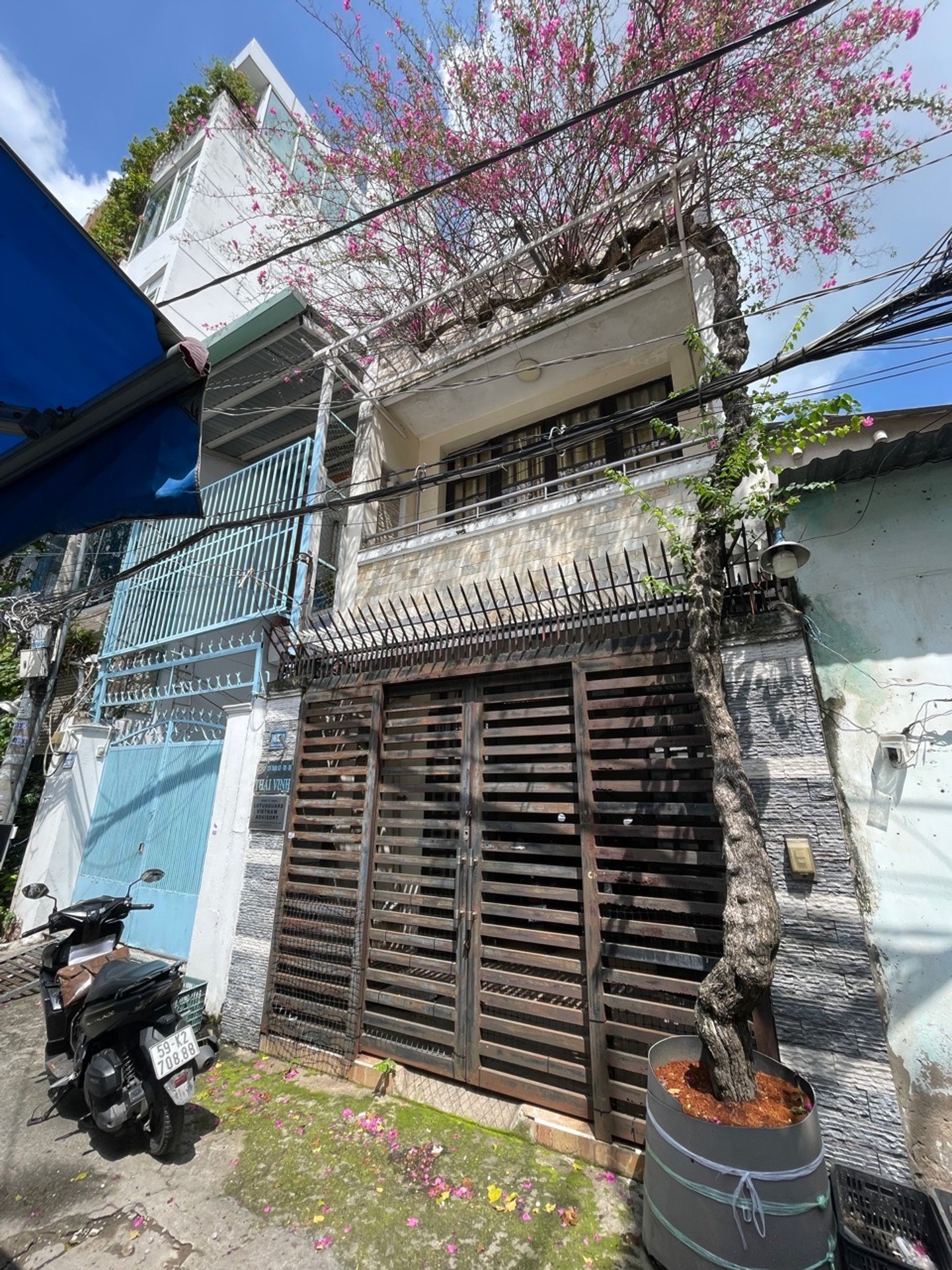 Bán nhà HIẾM- HẺM TRƯỚC NHÀ 6M - 30M RA ĐƯỜNG XVNT - THÔNG 220 XVNT - 90M2 - 2 TẦNG - XVNT