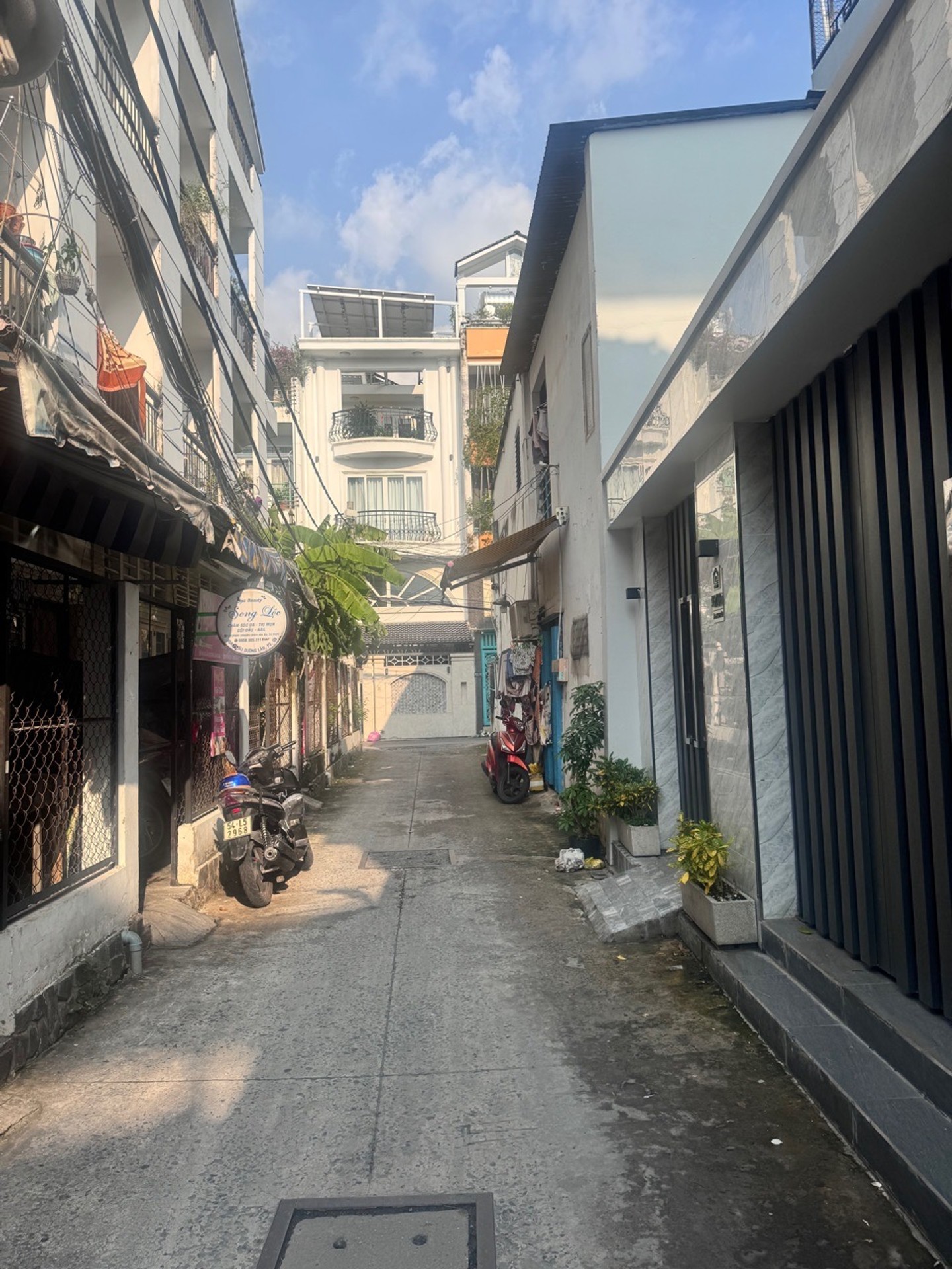 Nhà 4 tầng trung tâm tiện kinh doanh & an cư