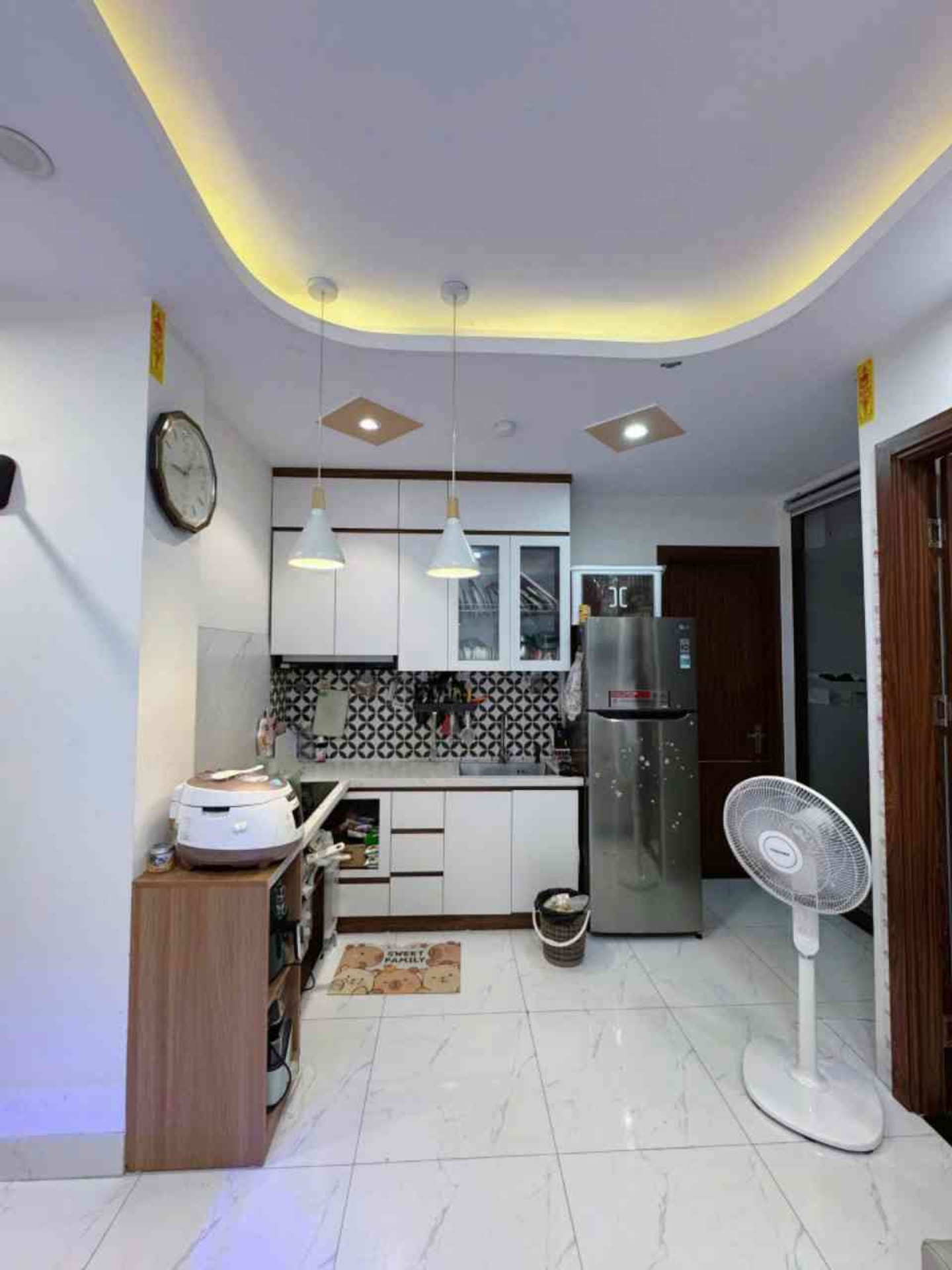 Căn hộ cực đẹp 2 ngủ full nội thất ngay Tây Hồ giá hợp lý