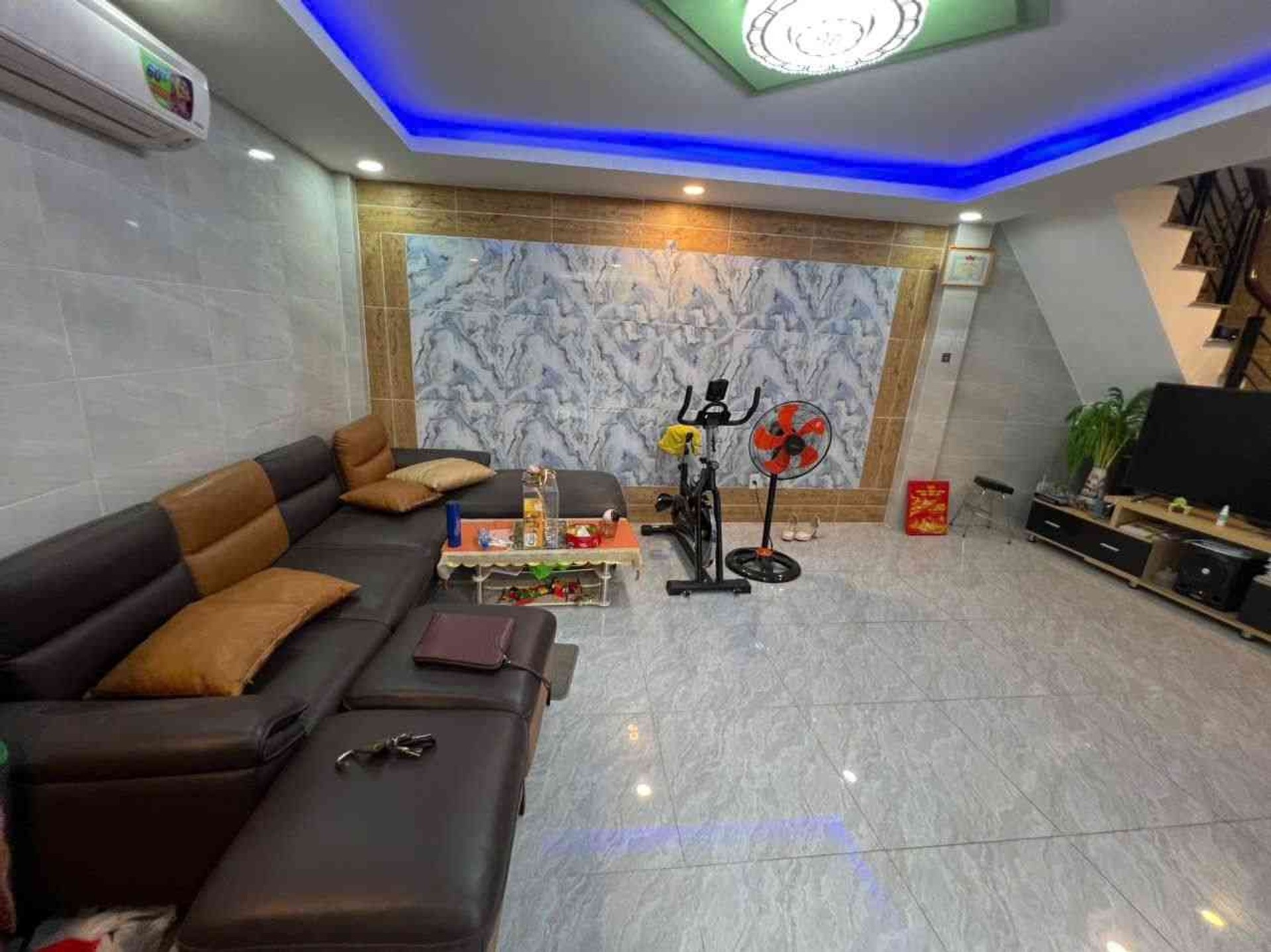 THẠNH LỘC 15 – GẦN CHỢ CẦU ĐỒNG – DTSD 70M² – NHÀ MỚI 2 TẦNG –3PN 💸 3,4 TỶ
✅ Gần TL29, TL31,