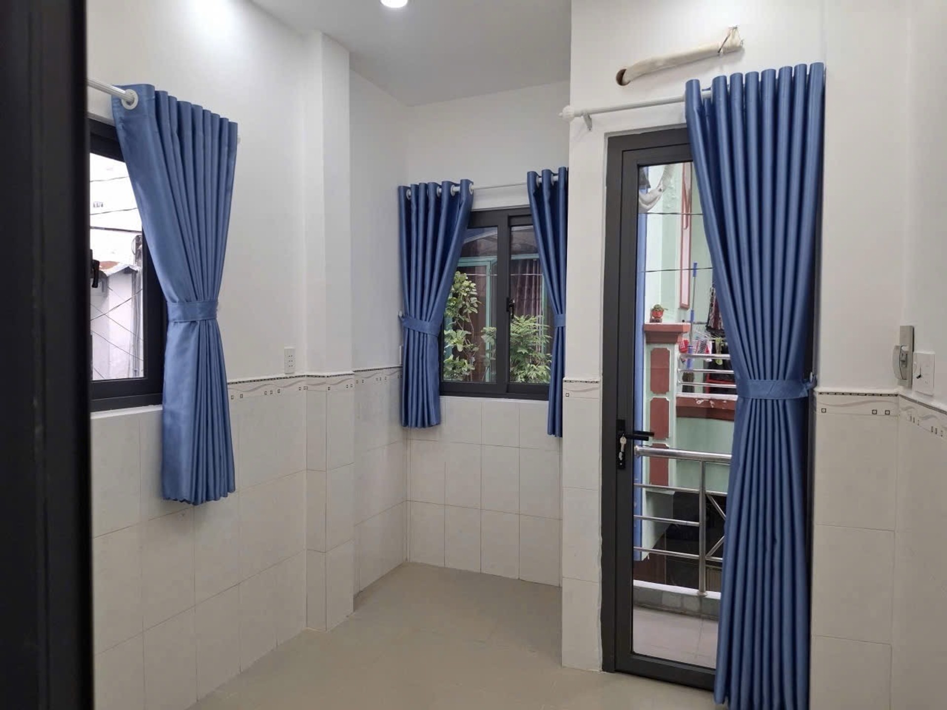 Cơ hội hiếm có: Nhà riêng 3 tầng gần mặt tiền Nguyễn Duy Quận 8 với giá tốt