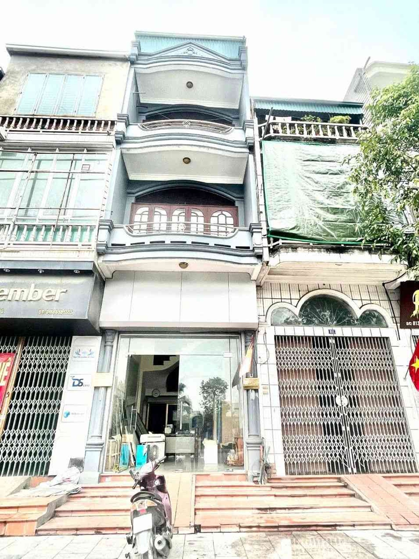 Nhà mặt phố Nguyễn Văn Cừ, Hạ Long - Hiếm có khó tìm