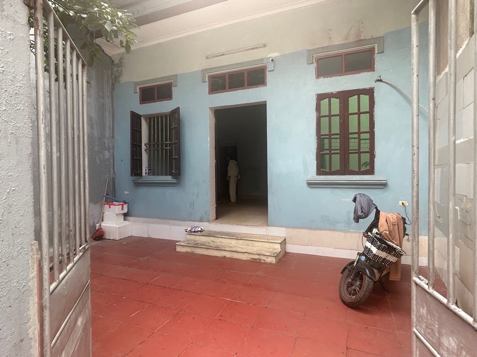 Bán nhà riêng 1 tầng 1 tum tại Xóm Chùa Đình Bảng, ngõ rộng ô tô nhỏ đỗ cổng