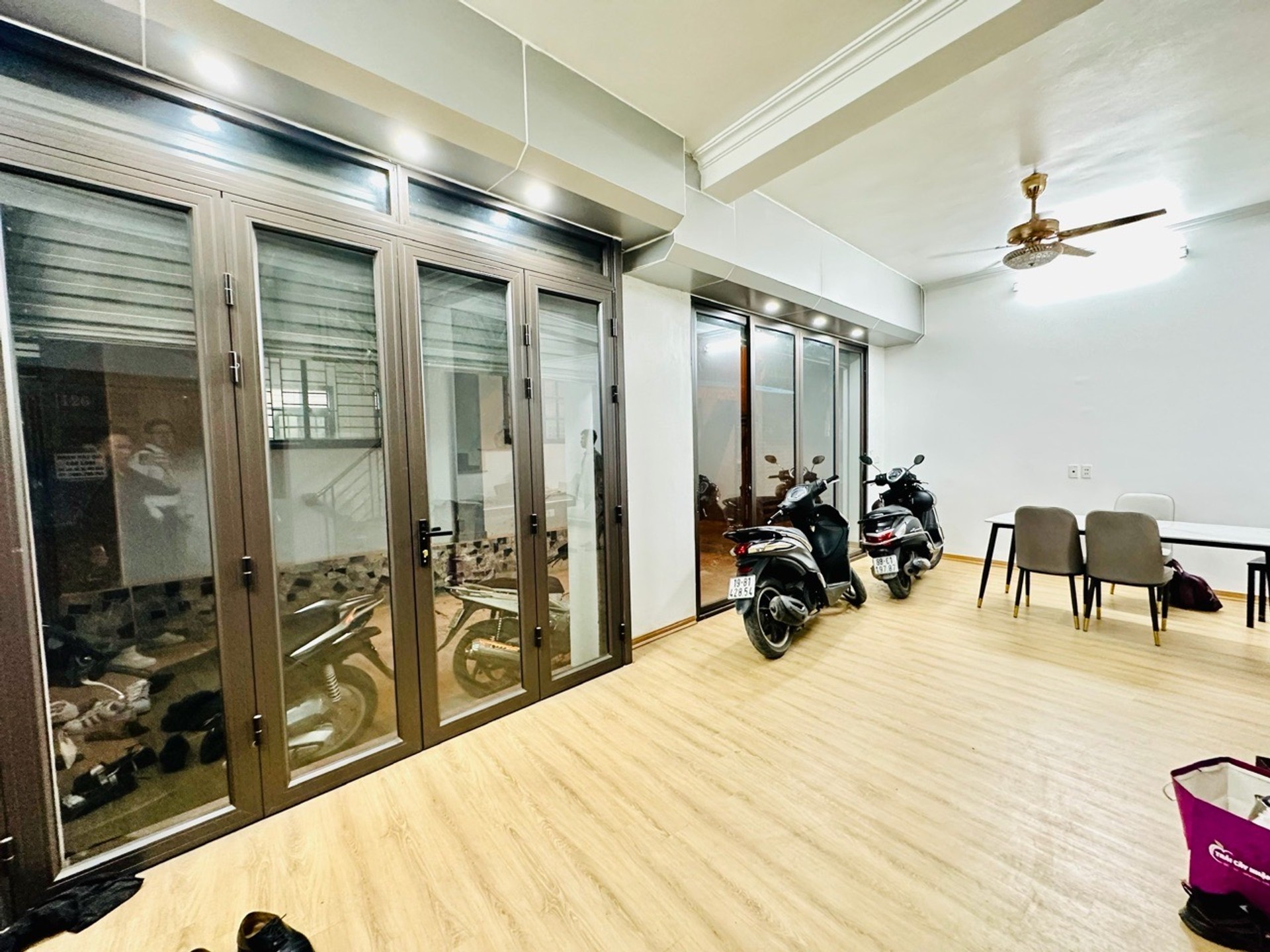Nhà ô tô đỗ cửa lô góc Xuân Đỉnh - Kinh doanh đỉnh cao