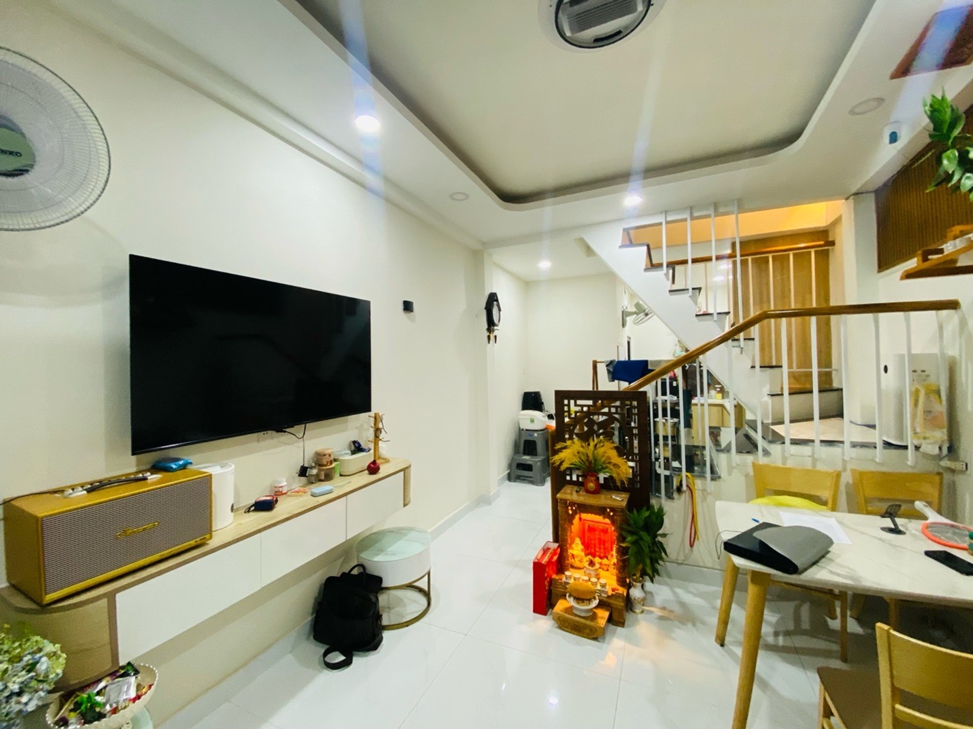 Bán nhà 2 tầng, 2 phòng ngủ, diện tích 35m2 tại Bình Thạnh chỉ hơn 5 tỷ