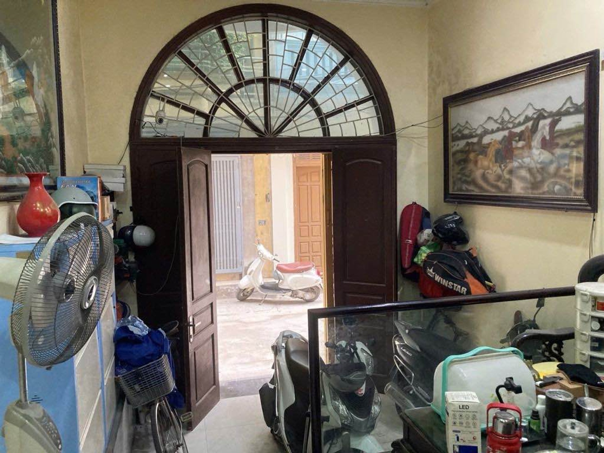 Bán nhà mặt phố Tô Hiệu, 50m2, 5 tầng, 2 mặt thoáng, ô tô vào nhà