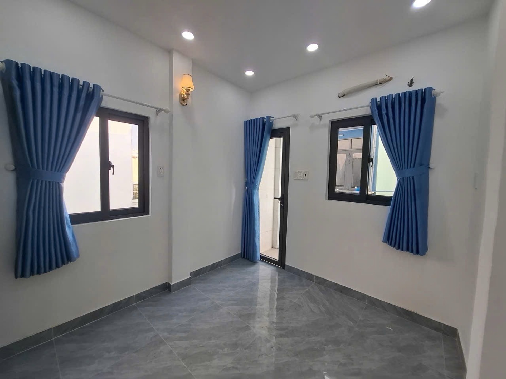 🏡 BÁN NHÀ ĐẸP HẺM NGUYỄN DUY - P12, Q8 - 30M RA MẶT TIỀN
💰 2 t.ỷ xx0 Triệu - Còn TL