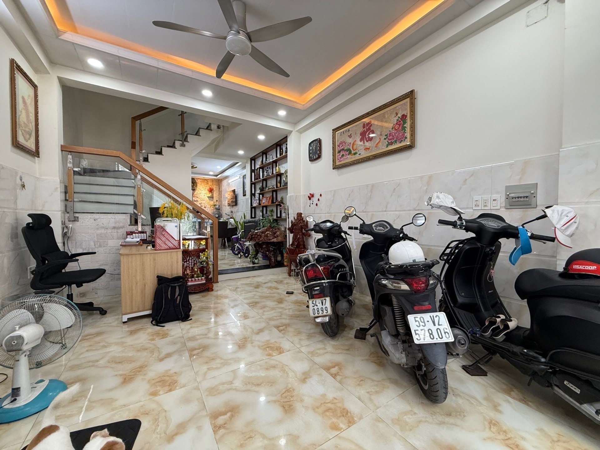 Siêu phẩm 5 tầng hẻm xe tải, tặng full nội thất VIP