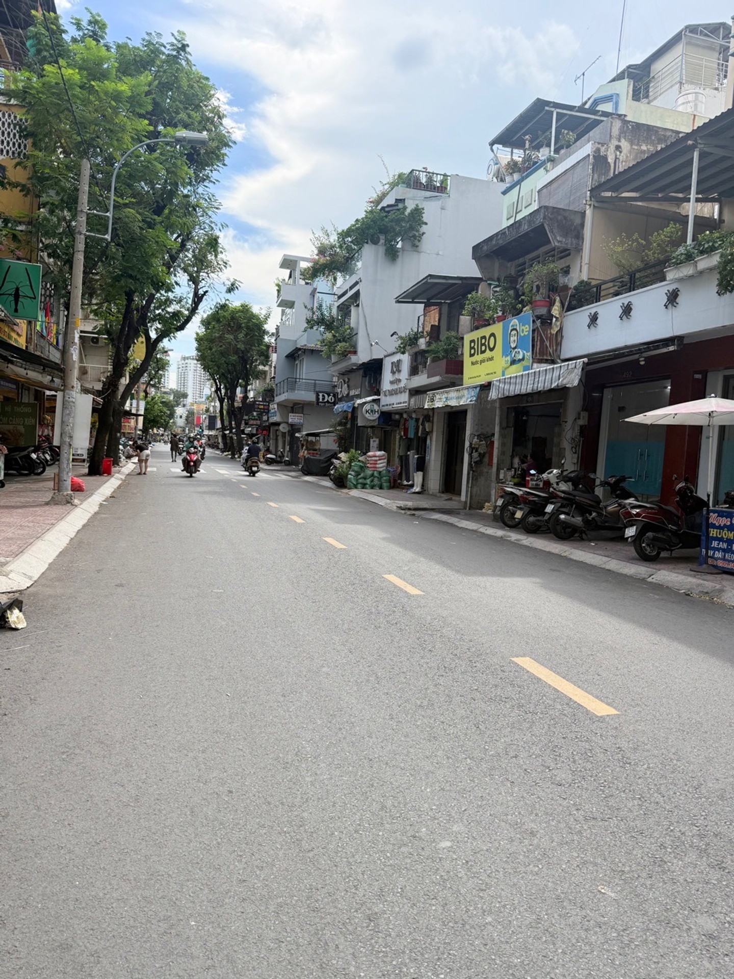 Nhà mặt tiền Bà Hạt - Kinh doanh đỉnh, dòng tiền khủng
