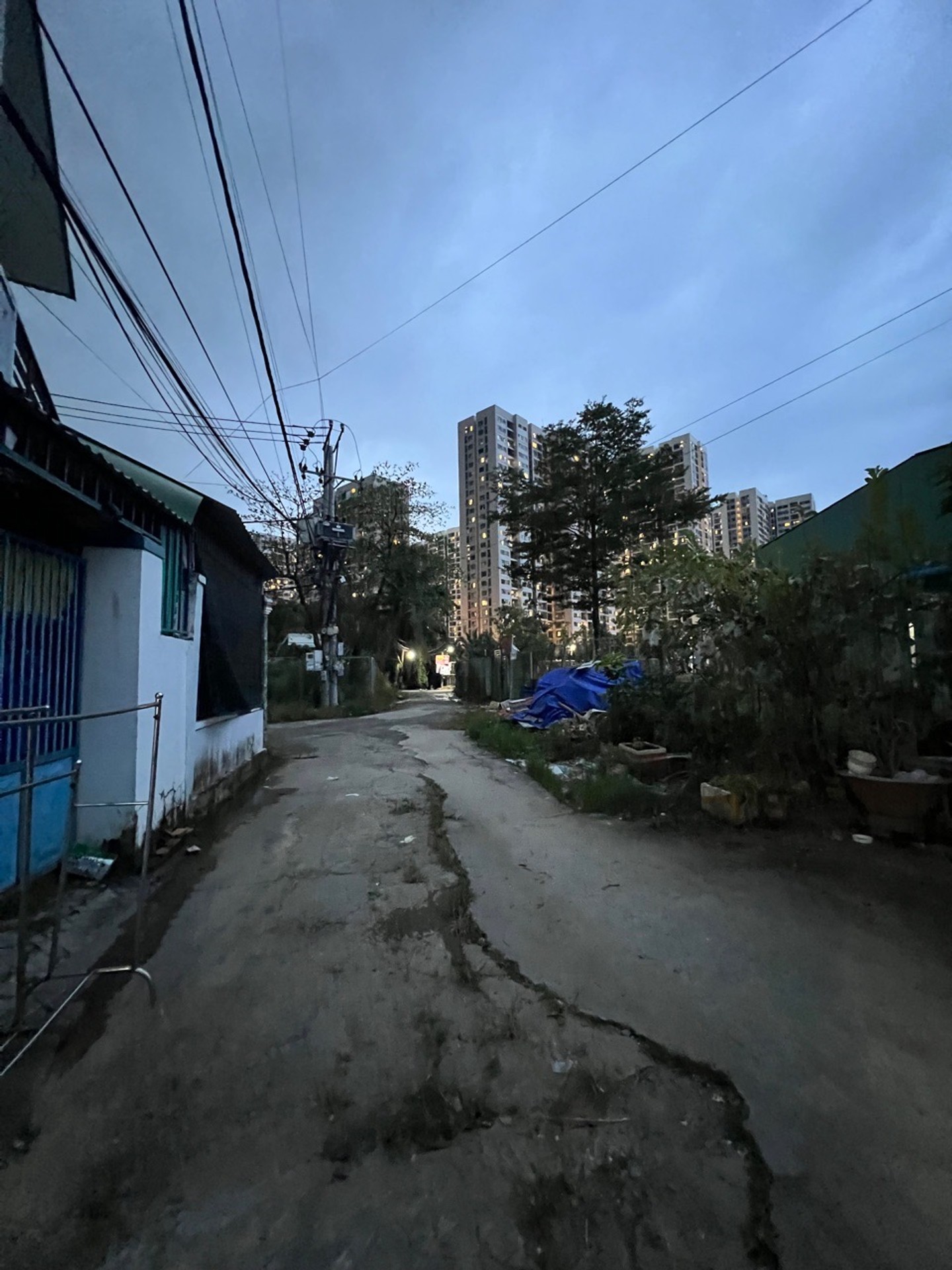Nhà hiếm kề Vinhomes Grand Park, giá sốc 3.6 tỷ
