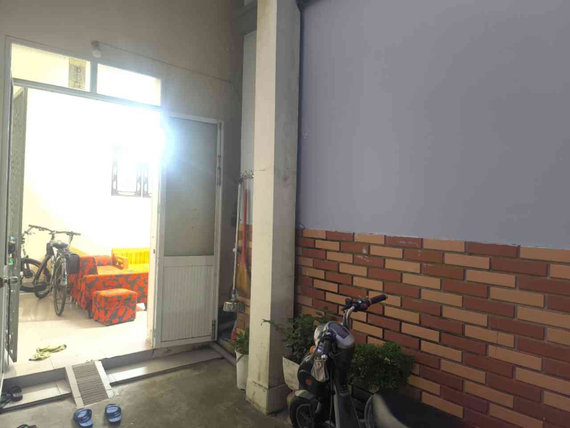 Cơ Hội Sở Hữu Nhà 2 Tầng Có Sân Riêng Gần Cao Đẳng Y Hải Phòng
