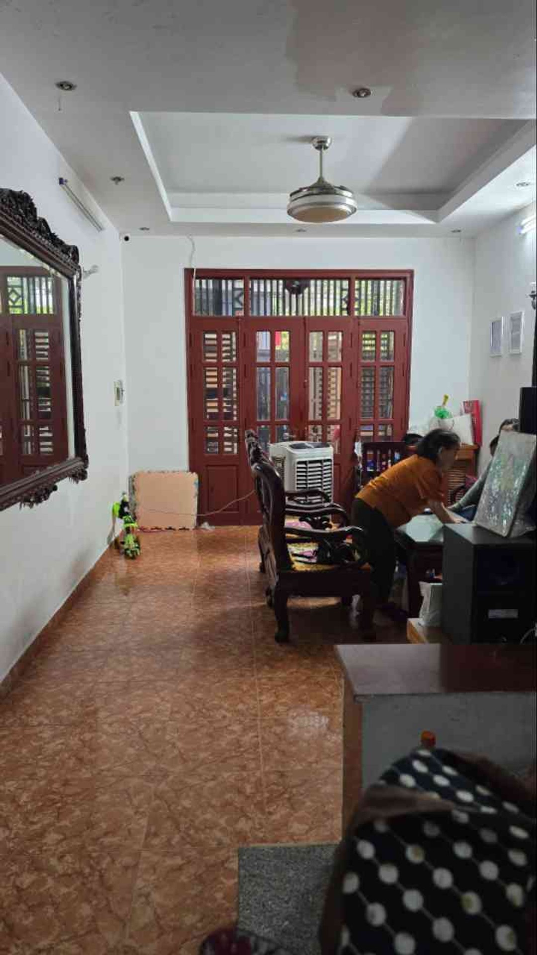 Nhà đẹp 5 tầng tại Yên Hòa - Di chuyển siêu tiện