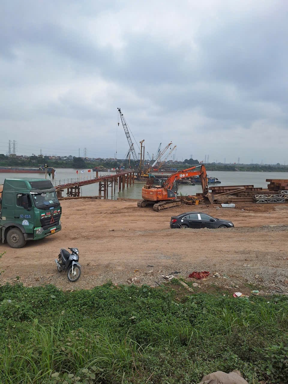 💥💥NGAY CHÂN CẦU MỄ SỞ -82M -NHÀ ĐẸP XÂY MỚI THIẾT KẾ HIỆN ĐẠI - PHÂN LÔ OTO ĐỖ CỬA VÀO NHÀ -S.Ô