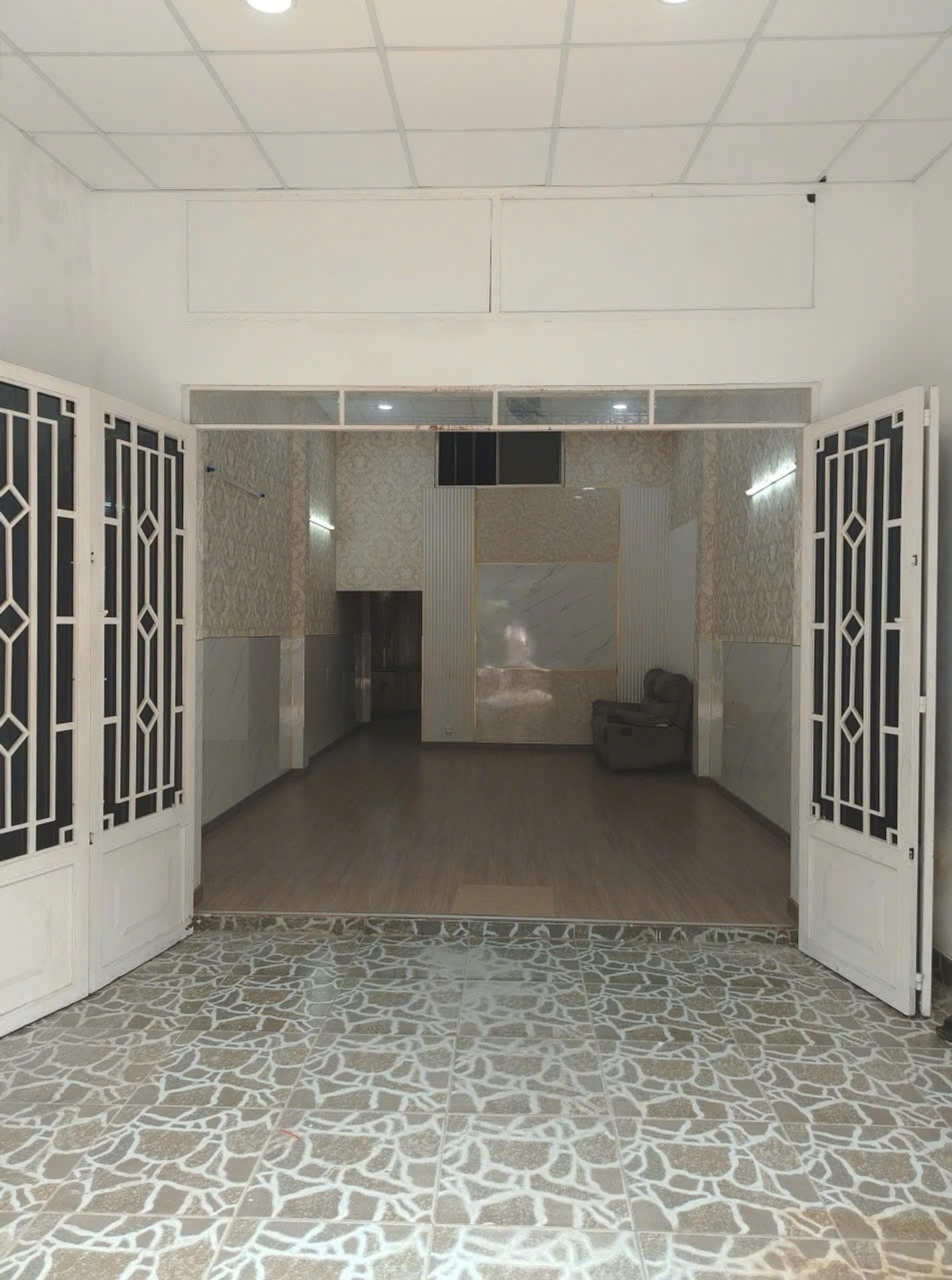 Bán Nhà Hương Lộ 3 - Bình Long - Ngay AEON TÂN PHÚ - Hẻm ô tô - 61m2 nhỉnh 5Đ
