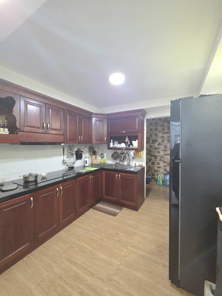 Bán nhà mặt phố trung tâm Quận 3, 45m2, tiện kinh doanh