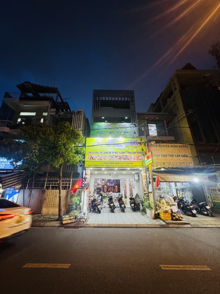 Nhà mặt phố sầm uất giá hời tại K300, cơ hội đầu tư hiếm có