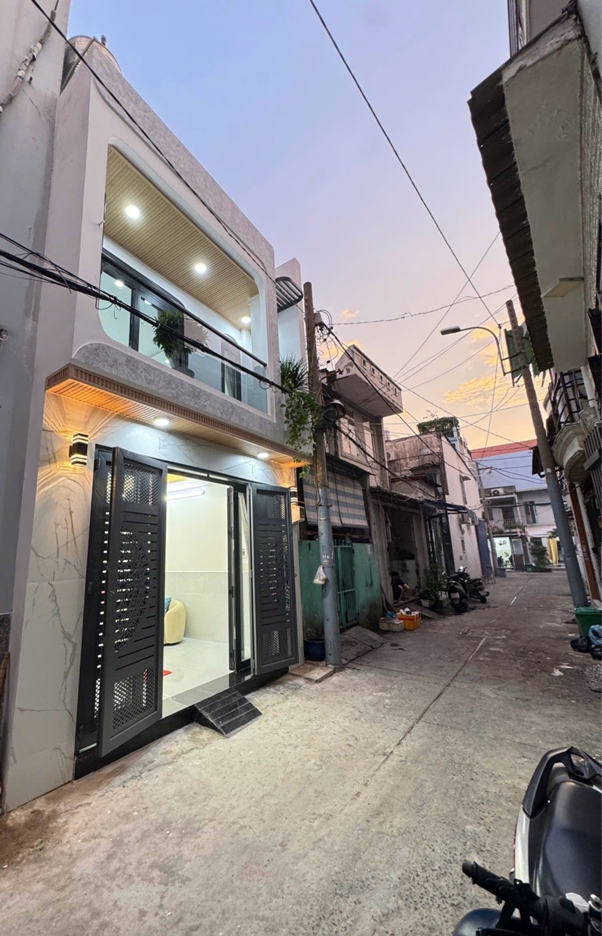 Bán nhà 2 tầng 40m2, giá 4.85 tỷ gần Tân Phú, Bình Tân