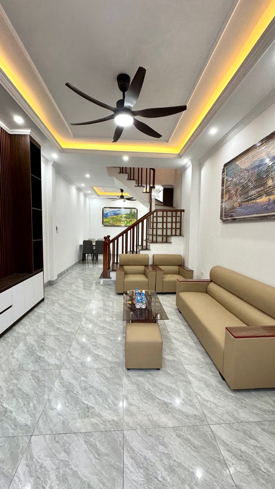 Bán nhà riêng 3 tầng tại . Cẩm Xá, Mỹ Hào, diện tích 44m2, pháp lý sổ đỏ để két.