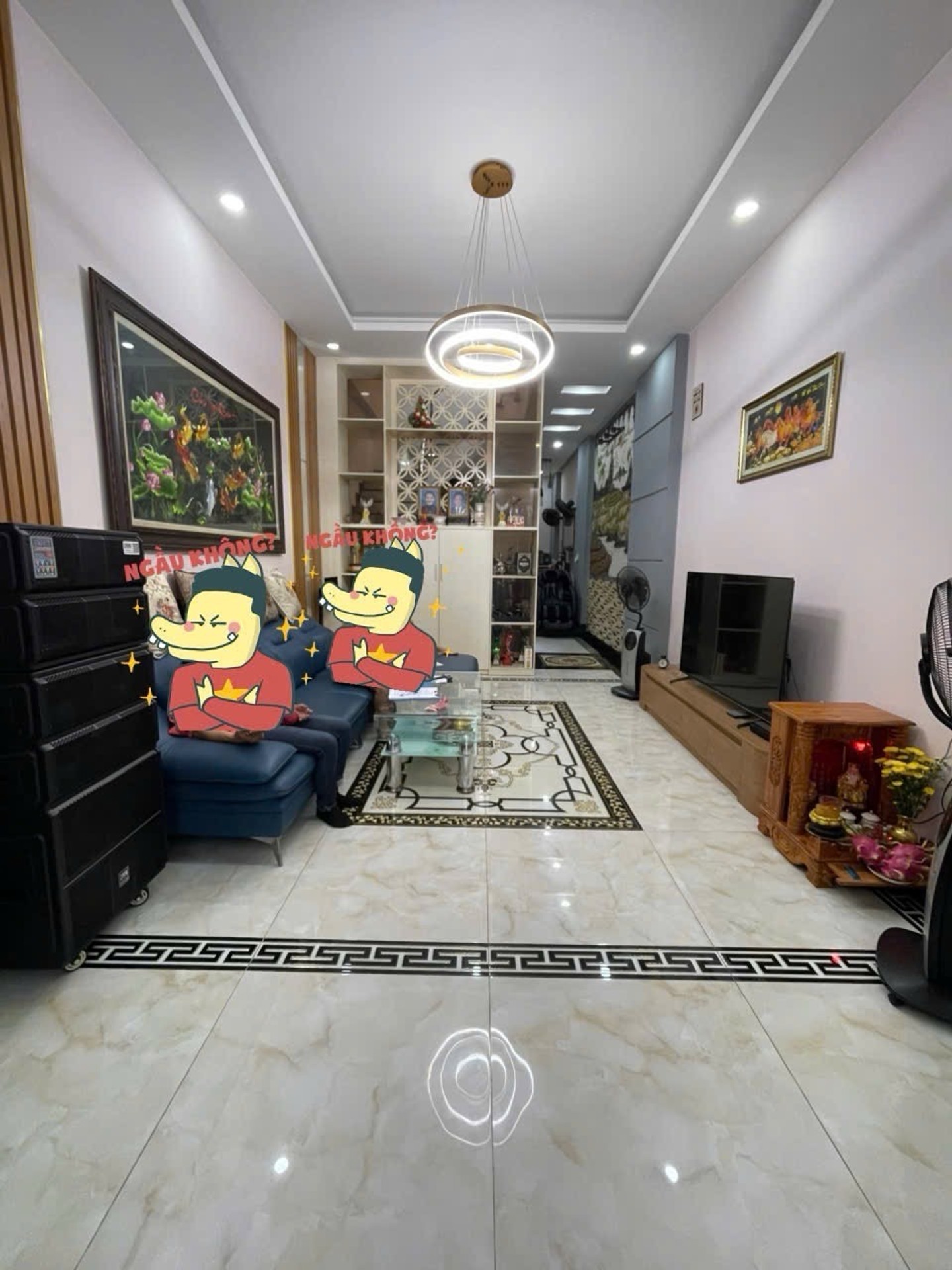 Nhà 3 tầng 3 phòng ngủ giá 5.6 tỷ tại khu vực hướng kênh