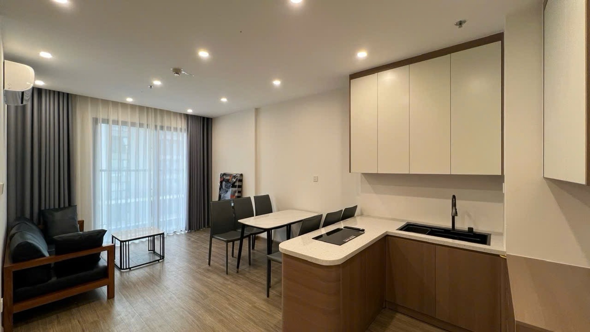 Căn hộ 2PN sang trọng tại Tây Mỗ, giảm giá sốc