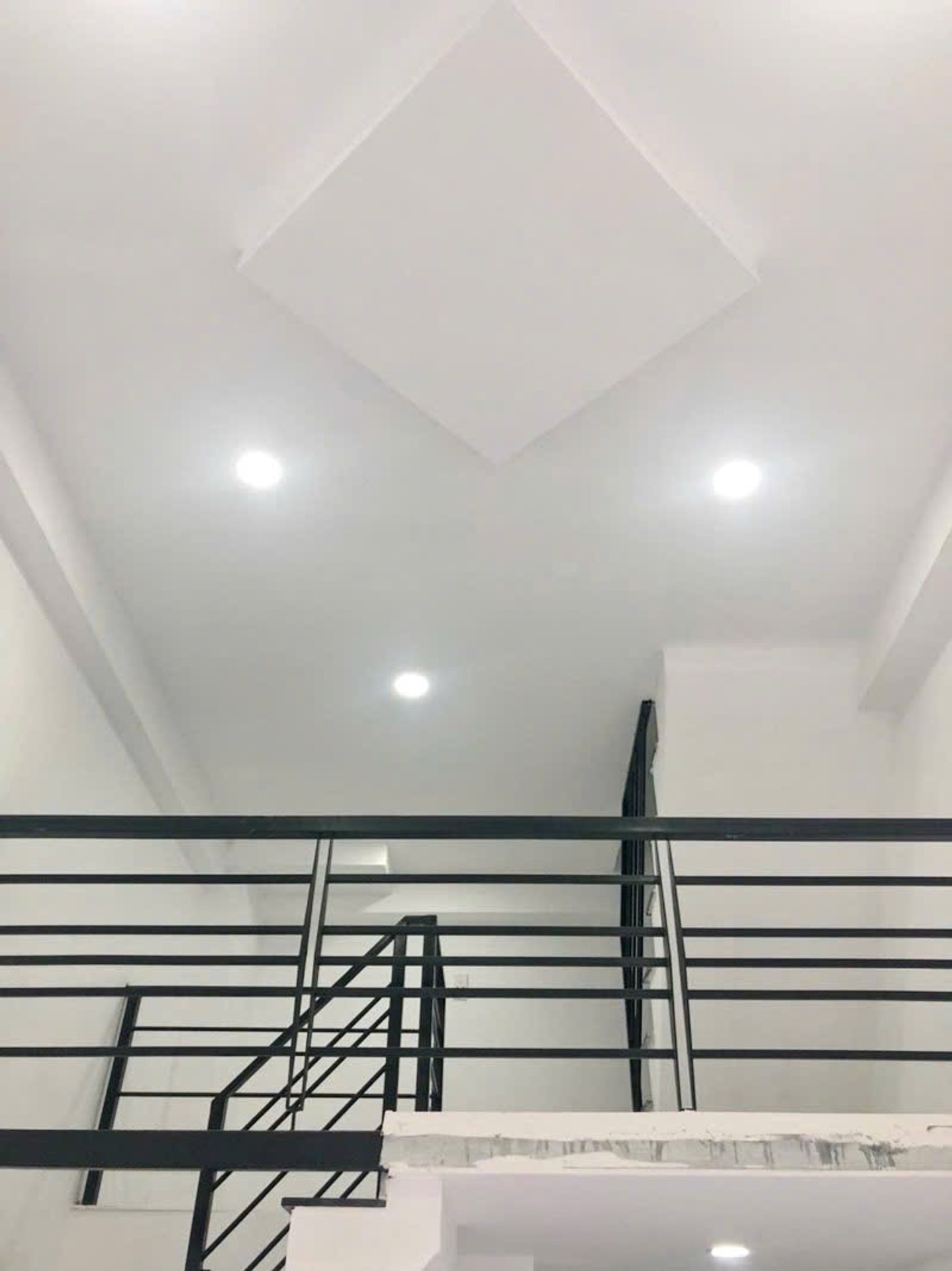 NHÀ 4 TẦNG – HẺM XE HƠI – BÙI VĂN BA Q7 – 3,09Đ