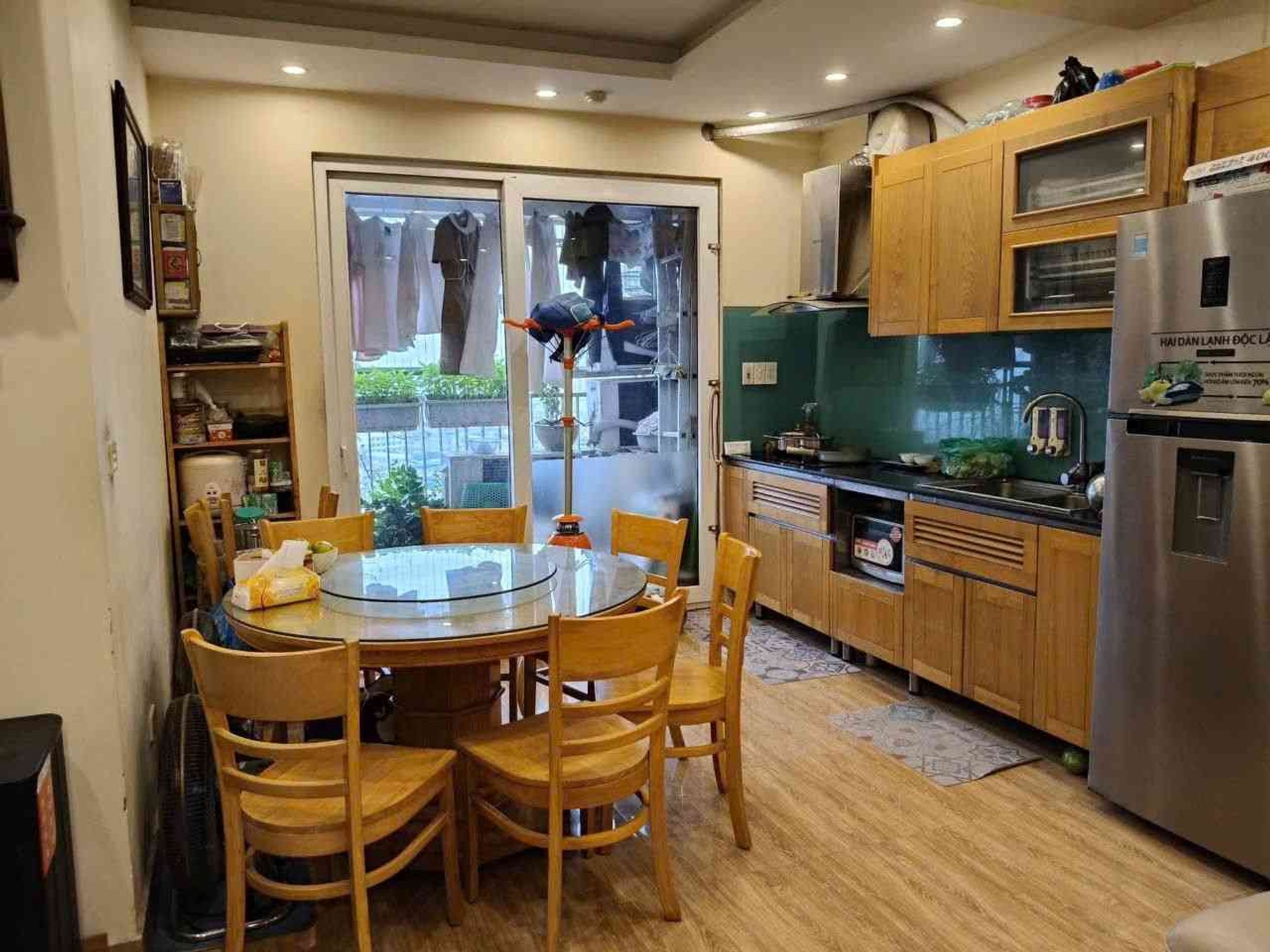 Gia Đình cần chuyển đổi . Bán căn hộ CC cao
cấp Mặt vành đai 2,5 - 90m2 đủ đồ