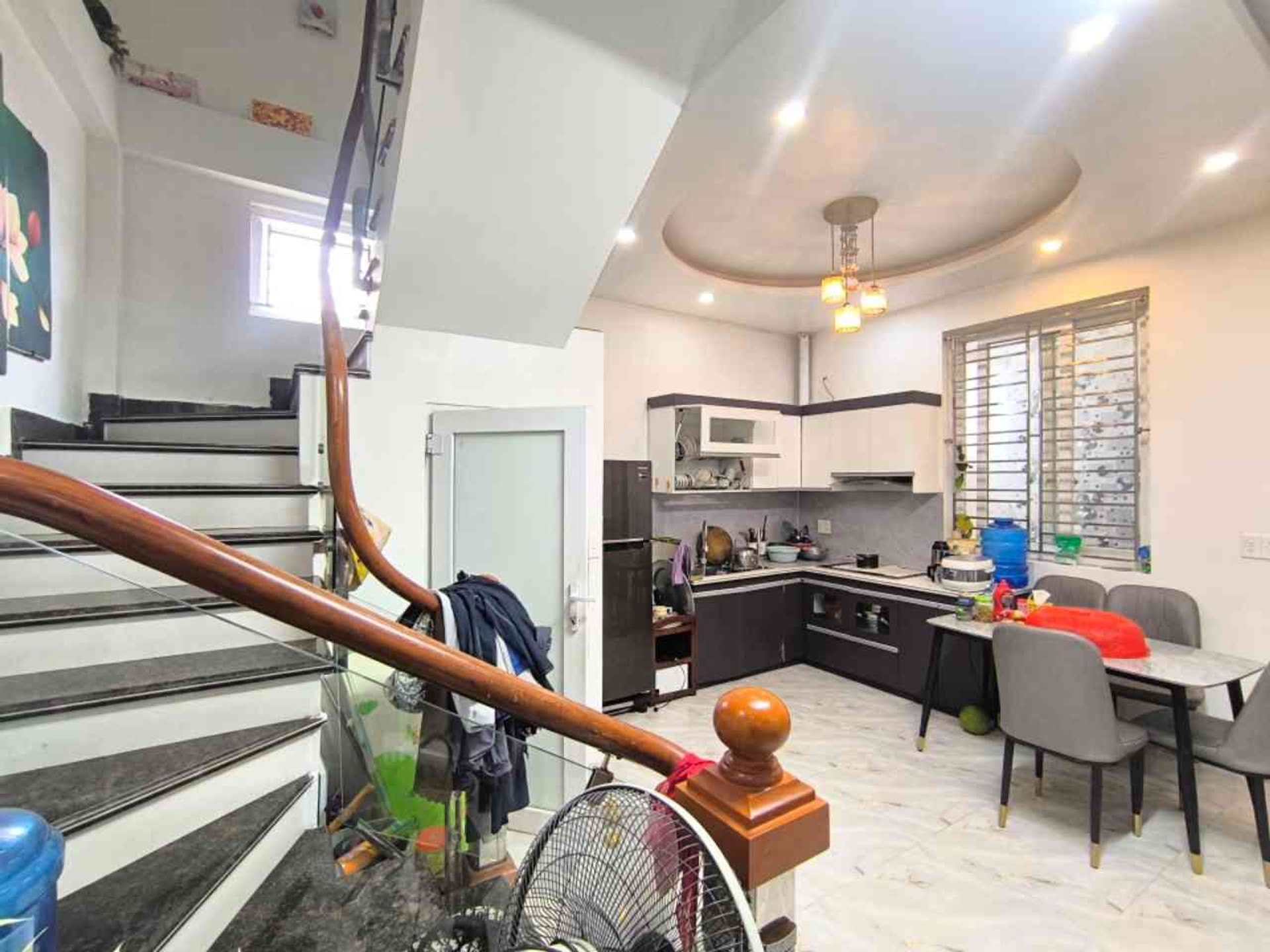 Nhà 3 Tầng Góc Thoáng Bùng Nổ Tiện Nghi Tại Hạ Đoạn 2