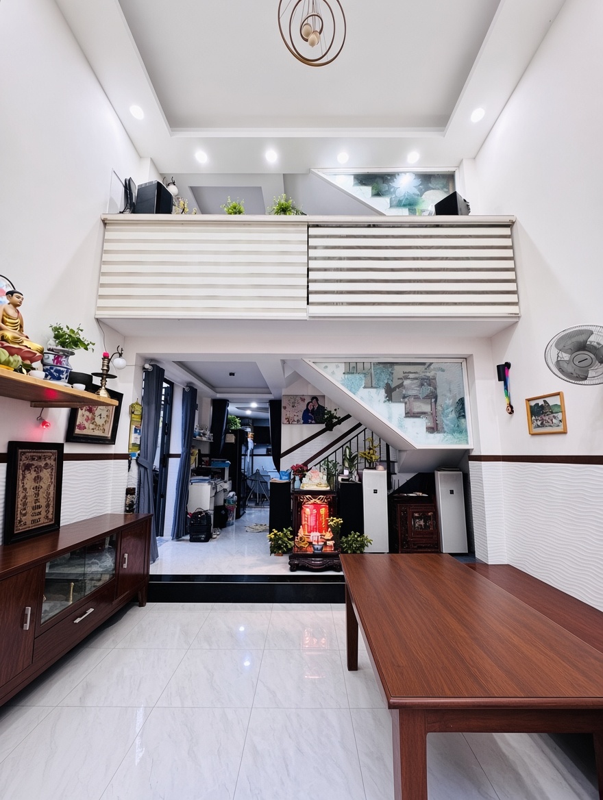 LÊ QUANG ĐỊNH – 5 TẦNG – HẺM XE HƠI QUAY ĐẦU - CHỈ 8,8 TỶ