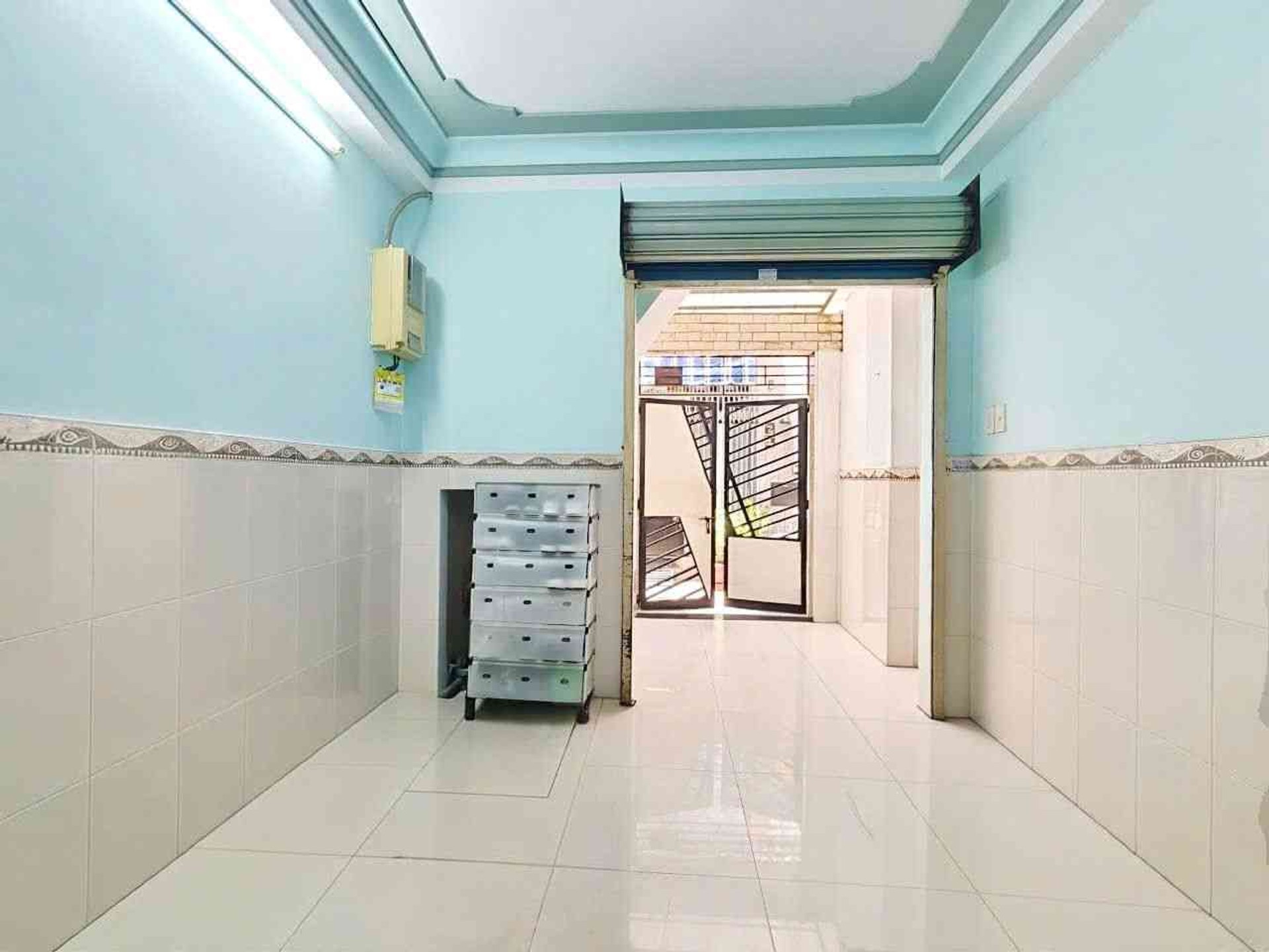 Nhà 5 tầng trung tâm Quận 10 - 7 phòng rộng rãi, tiện nghi
