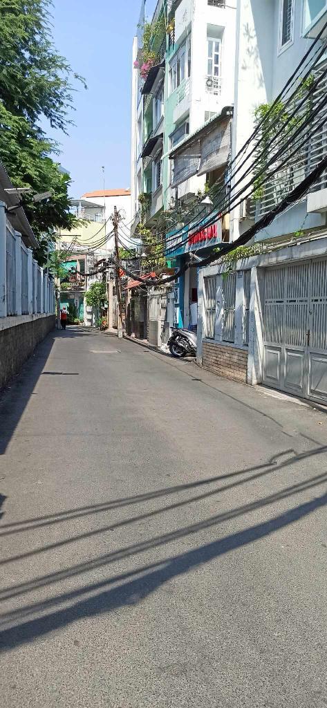 Nhà dịch vụ cao cấp trung tâm Quận 3 - Hẻm 6m, xe hơi quay đầu