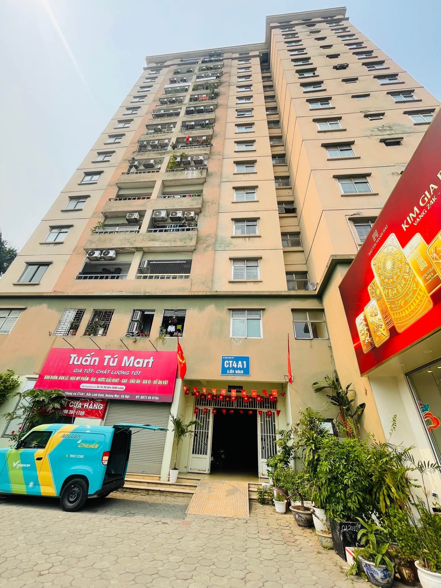 Bán căn hộ chung cư 3 phòng ngủ, 139.7m² tại Bắc Linh Đàm, giá cạnh tranh 6.4 tỷ
